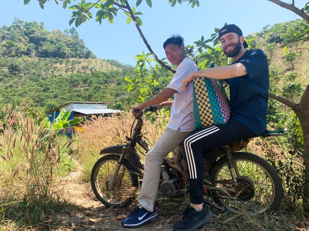 Kaffeebauern im Anbaugebiet.Direkter Handel bei Cafesito beeinflusst Kaffee Preise und schafft faire Bedingungen